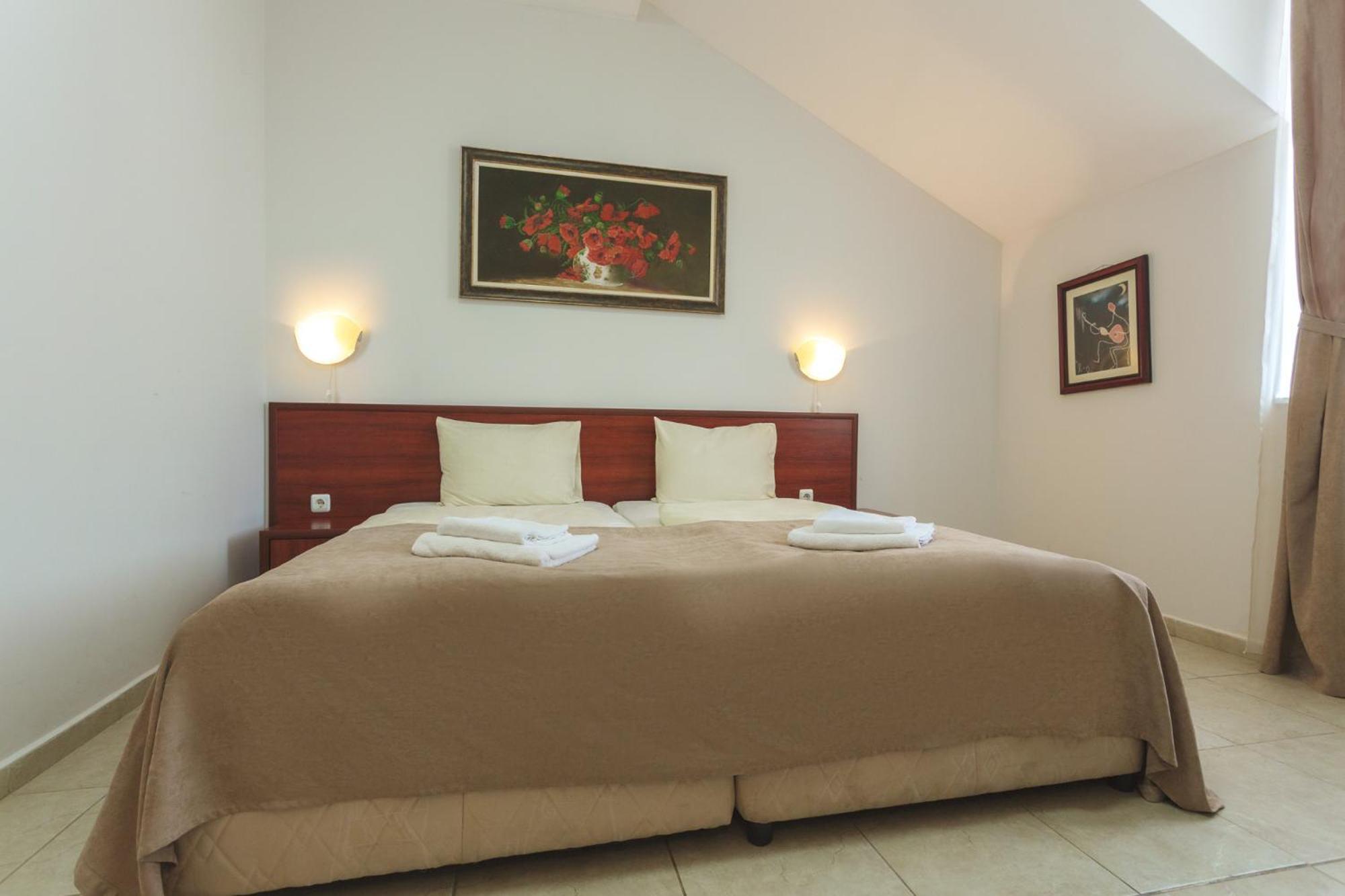 Hotel Central บัลชิค ภายนอก รูปภาพ